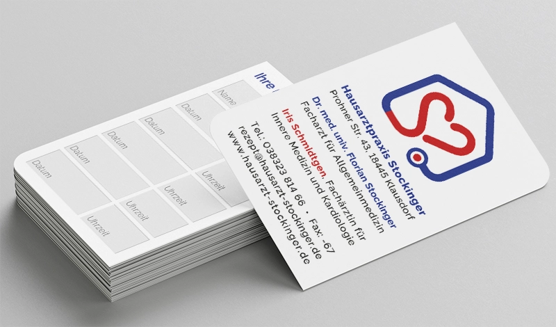 Terminkarten Hausarztpraxis - praktisches Design mit Terminfeldern und Logo