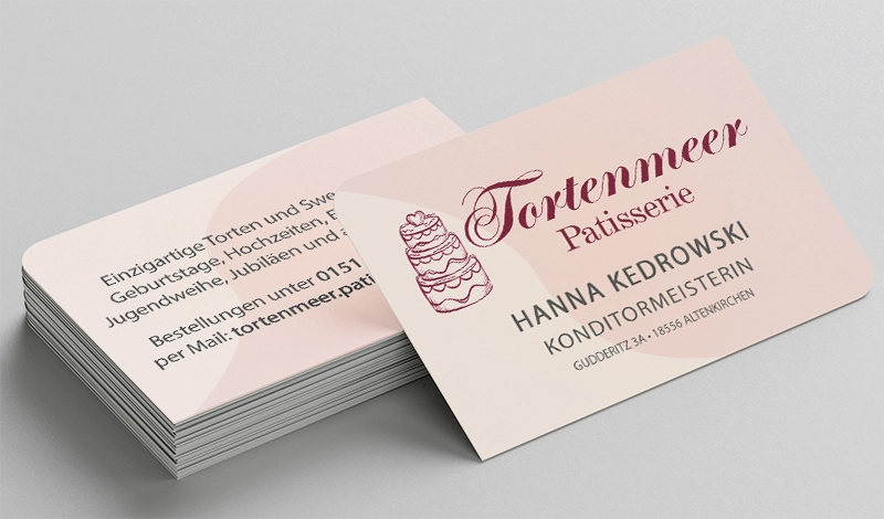 Visitenkarten Tortenmeer Patisserie - elegantes rosa Design mit Cupcake-Illustration